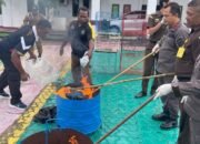 Kejari Aru Musnahkan Barang Bukti 42 Perkara Pidana