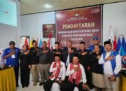 Daftar ke KPU SBB, Paslon AMANUSA diiringi Cakalele dan Hadrat