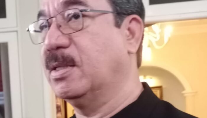 Maluku Diuji Badai Konflik, HL Ajak Warga Tetap Satu Kapal