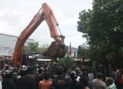 Eksekusi Rumah Warga di Ambon Berlangsung Alot