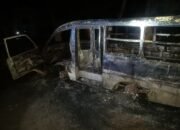 Mobil Angkutan Umum Terbakar di Suli