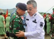 Dankodaeral IX Ikut Prosesi Pemberangkatan Satgas PAMtas RI-PNG Mobile Yonif 731 Kabaresi