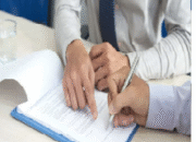 Dibayar Lunas, Pekerjaan Berlanjut: Skema Kontrak Jalan Seri–Hukurila Diduga Langgar Akuntabilitas Keuangan