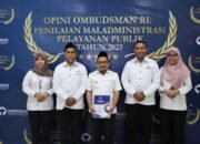 Penyerahan Hasil Opini Pelayanan Publik, Kabupaten Buru Zona Sedang