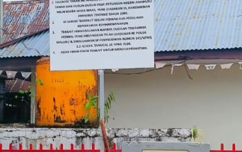 Papan Berlogo Kepolisian Terpasang di Lahan Dati Intjepuan Nusaniwe, Dasar Hukumnya Dipertanyakan