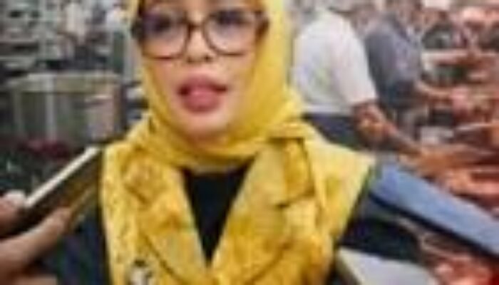 Wakil Walikota Ambon Blusukan, Temukan Distributor dengan Timbangan Tidak Sesuai Standar