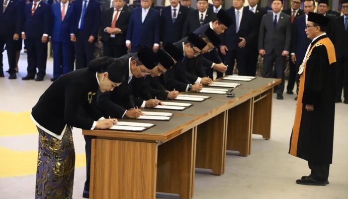 Pengucapan Sumpah Jabatan Anggota Dewan Komisioner OJK