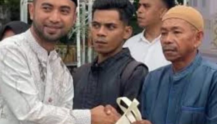 HIPMI Maluku Salurkan 586 Paket Sembako di Gong Perdamaian Ambon – Kolaborasi dengan Baznas dan DPRD Bagi Manfaat Nyata Masyarakat