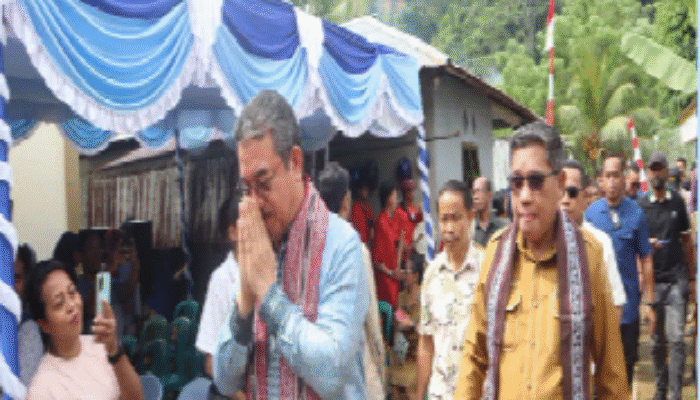 Serah Terima BSPS di Hative Kecil, Tegaskan  Komitmen Rumah Layak Huni