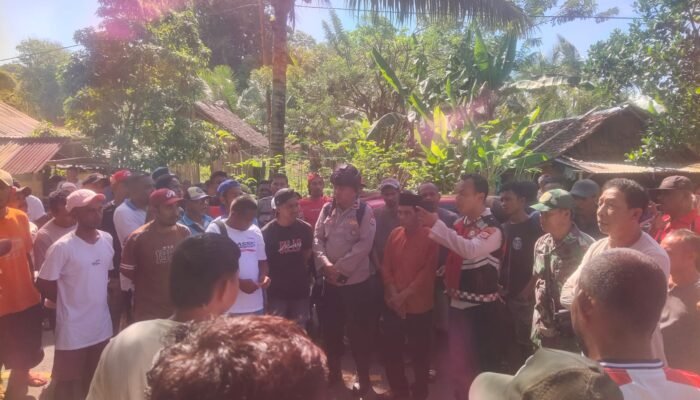 Blokade Jalan Ambon–Liang Dibuka, TNI–Polri Redam Ketegangan Lewat Mediasi Cepat