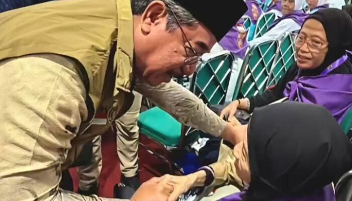 CJH Maluku Resmi Dilepas, Gubernur HL Ajak Jamaah Perkuat Ukhuwah Islamiyah
