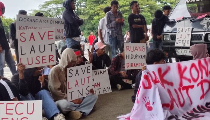 Konservasi Dipersoalkan: Warga Damer Gugat SK Menteri, Tuduh Pemerintah Abaikan Hak Adat