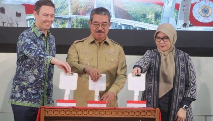 Gubernur Launching Portal Lawamena, Maluku Mulai Bangun Tata Kelola Berbasis Data