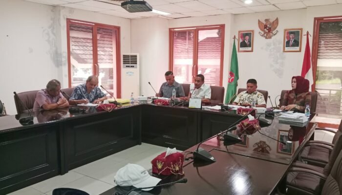 DPRD Maluku Tahan Pembahasan Sengketa Tanah, BPN Diminta Buka Data dan Batas Sertifikat