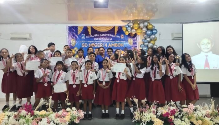Dinyatakan Lulus 100%, 30 Siswa SDN 4 Ambon Haru dan Bahagia