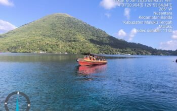 Gelombang Tinggi dan Mesin Mati, Puluhan Penumpang Longboat Lolos dari Ancaman Laut