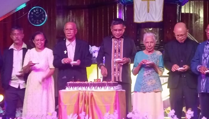 Hadiri HUT ke-122 GPM Rehoboth, Wali Kota Bodewin: Gereja Mitra Penting Bentuk Karakter Bangsa