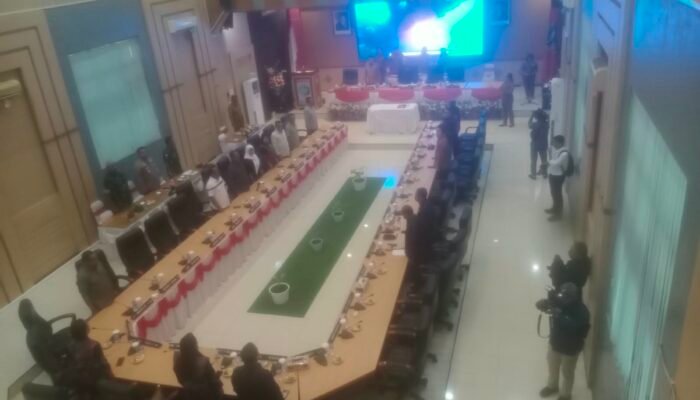 DPRD Kota Ambon Gelar Rapat Paripurna Penyerahan KUA-PPAS APBD Perubahan 2026