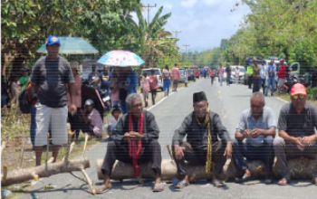 Trans Seram Dipalang, Konflik Batas Seret 5 Sekolah Samasuru, Masyarakat Adat Tuntut Dapodik Kembali ke Malteng