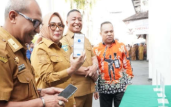 Terobosan Baru Pemkot Ambon Luncurkan QRIS Retribusi Sampah